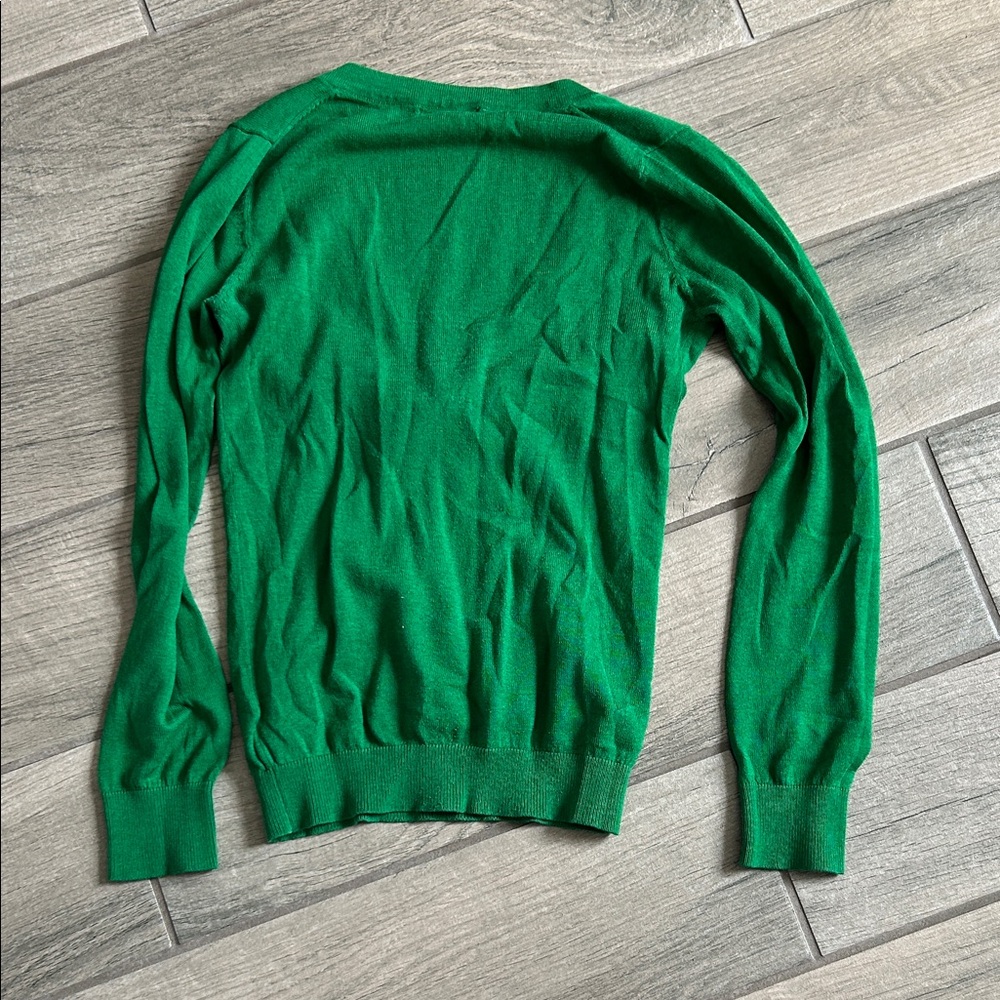 Forever 21 Vibrant Green V-Neck Sweater - Picture 4 of 4